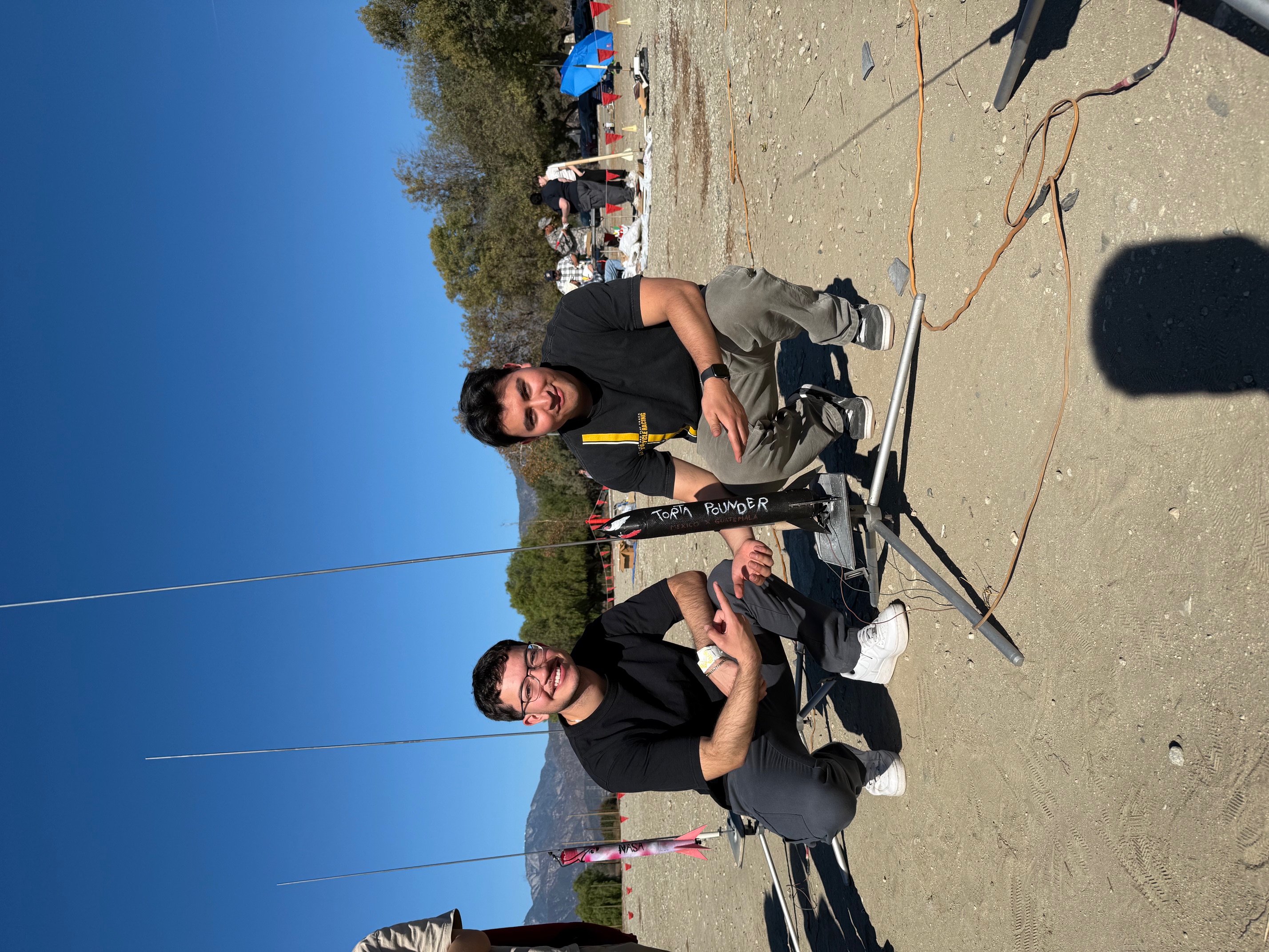 Mid-Powered Rocket - 3,000 Feet Altitude